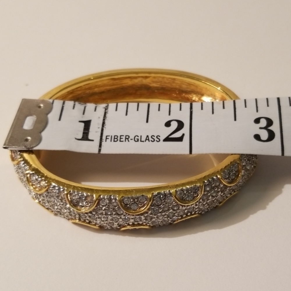 𝅺🎉Premier Designs gold bracelet with crystals - Picture 8 of 8